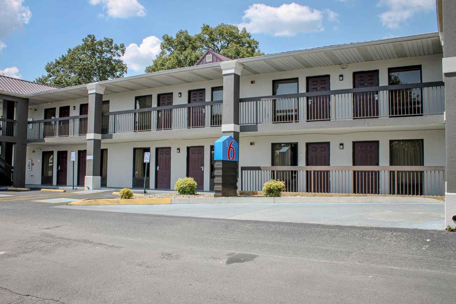 Motel 6 Knoxville, Tn - East Экстерьер фото