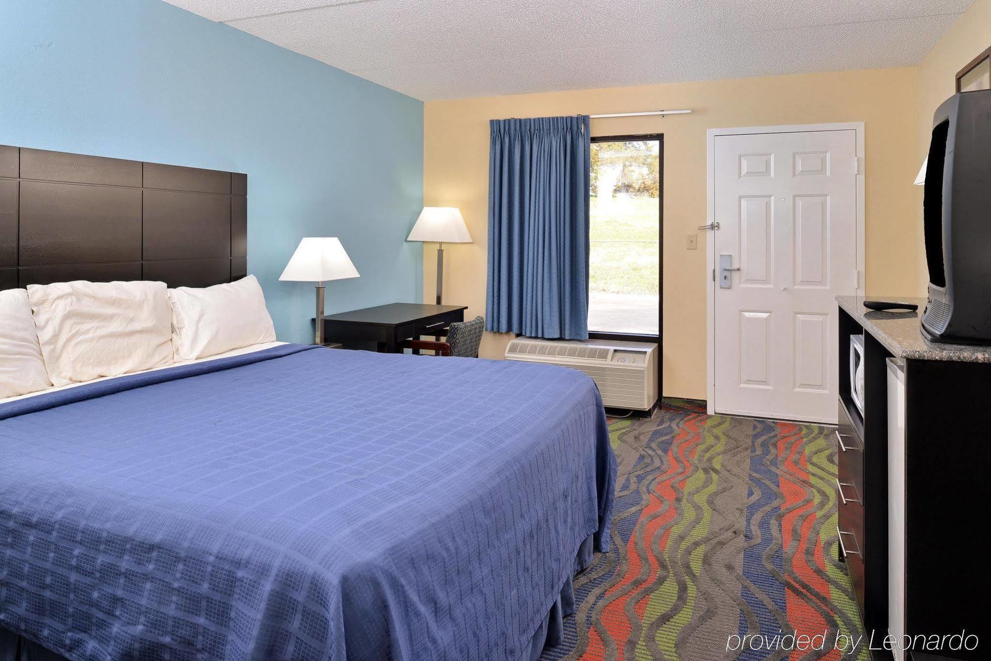 Motel 6 Knoxville, Tn - East Экстерьер фото